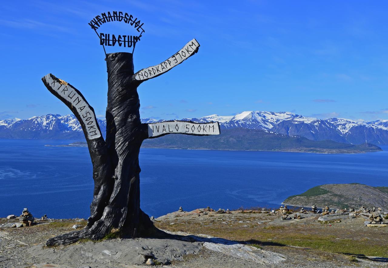Gildetun Hotel Kvaenangsfjellet Buitenkant foto