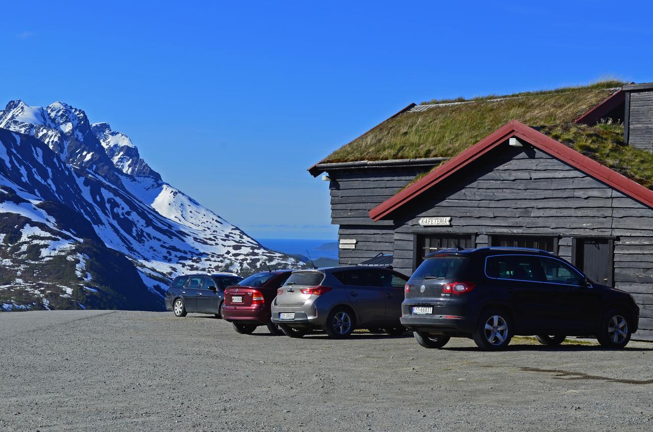 Gildetun Hotel Kvaenangsfjellet Buitenkant foto